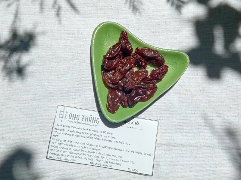 Nho khô ÔNG THẮNG (nho Xanh có hạt) – 100G